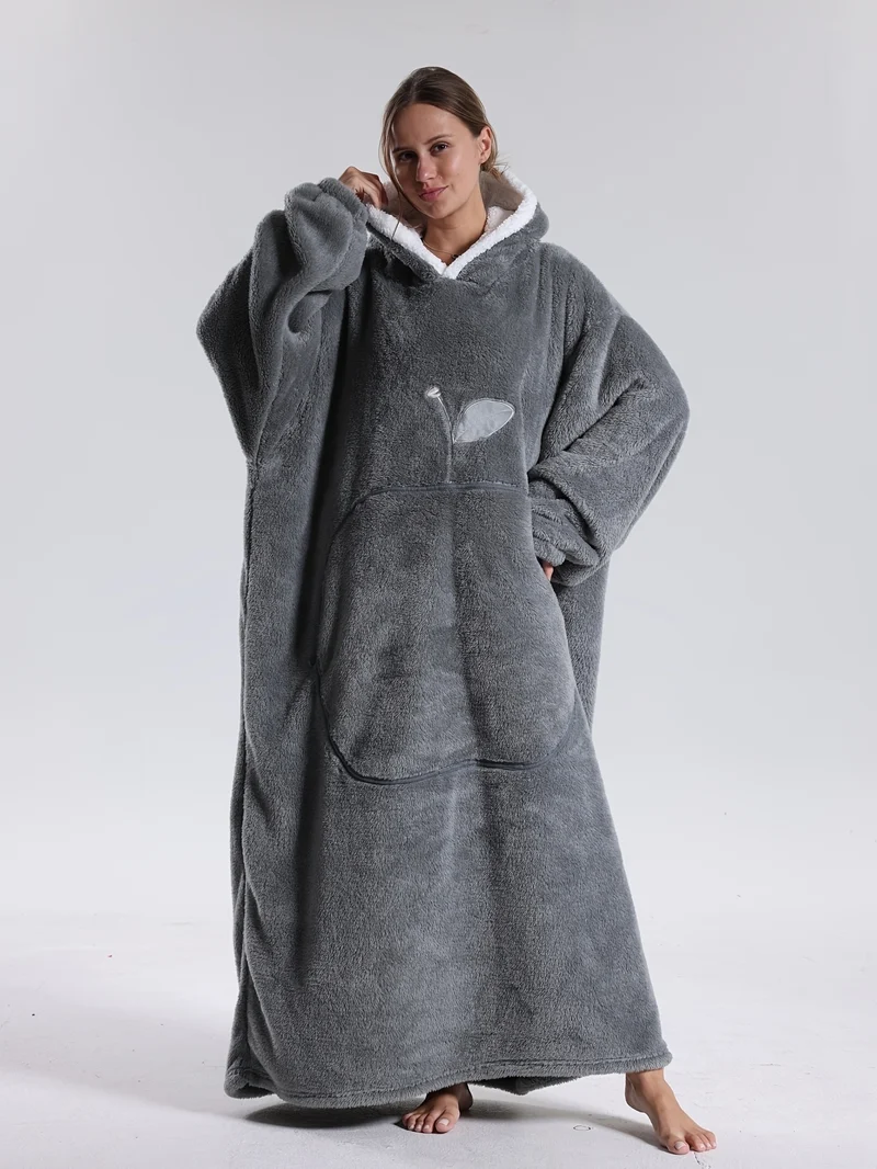 Oversized Hoodie Decke mit Kapuze | WärmeHood