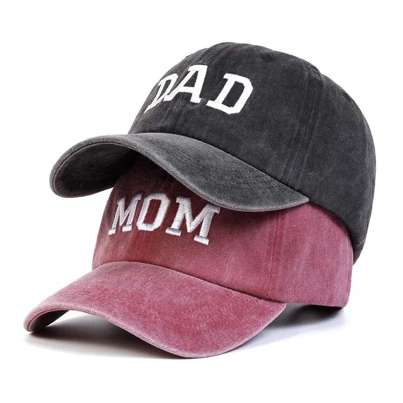 Unisex Hoed met Geborduurde Mama & Papa Tekst