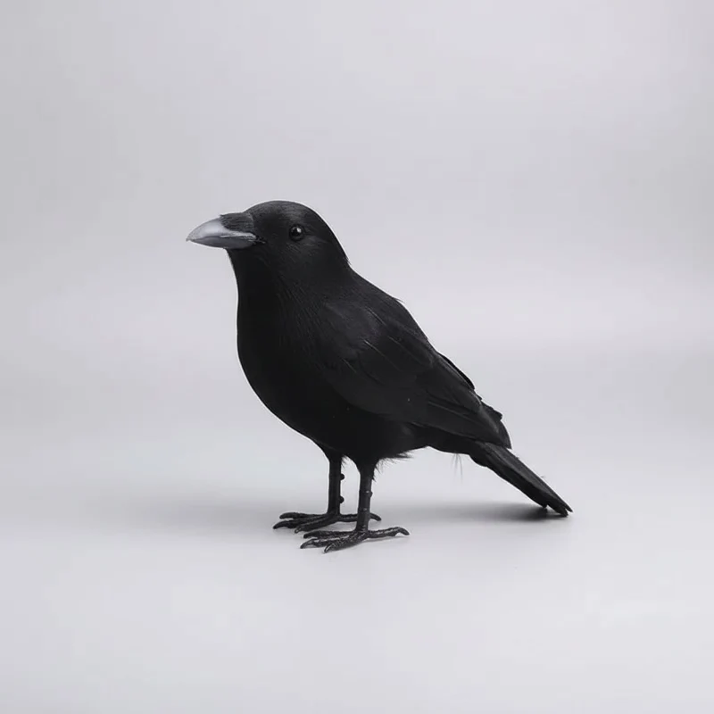 Halloween Decorative Raven Figurine with Black Feathers for Parties and Gardens
