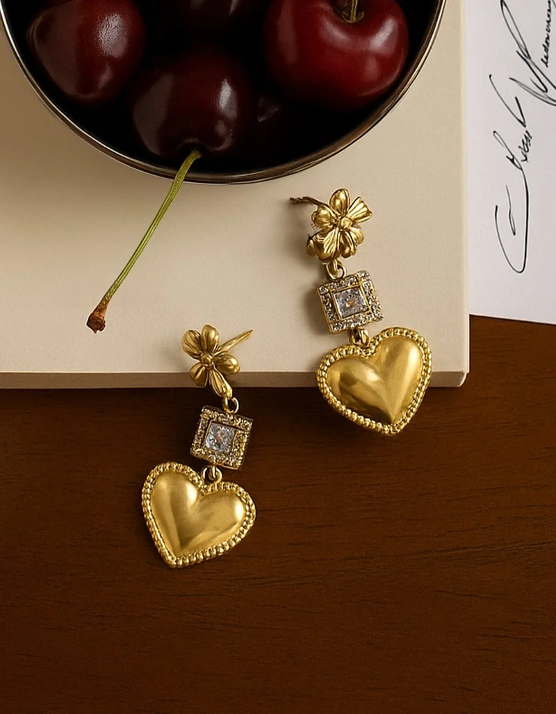 Earrings Heart | Goud / Wit