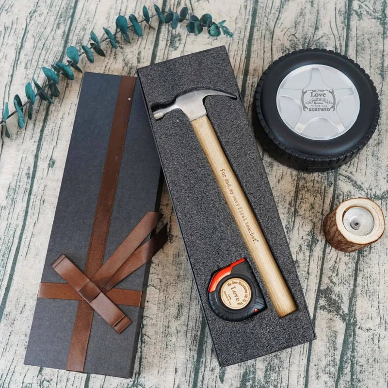 Gegraveerde Hamer & Meetlint Set – Persoonlijk Cadeau met Praktisch Design