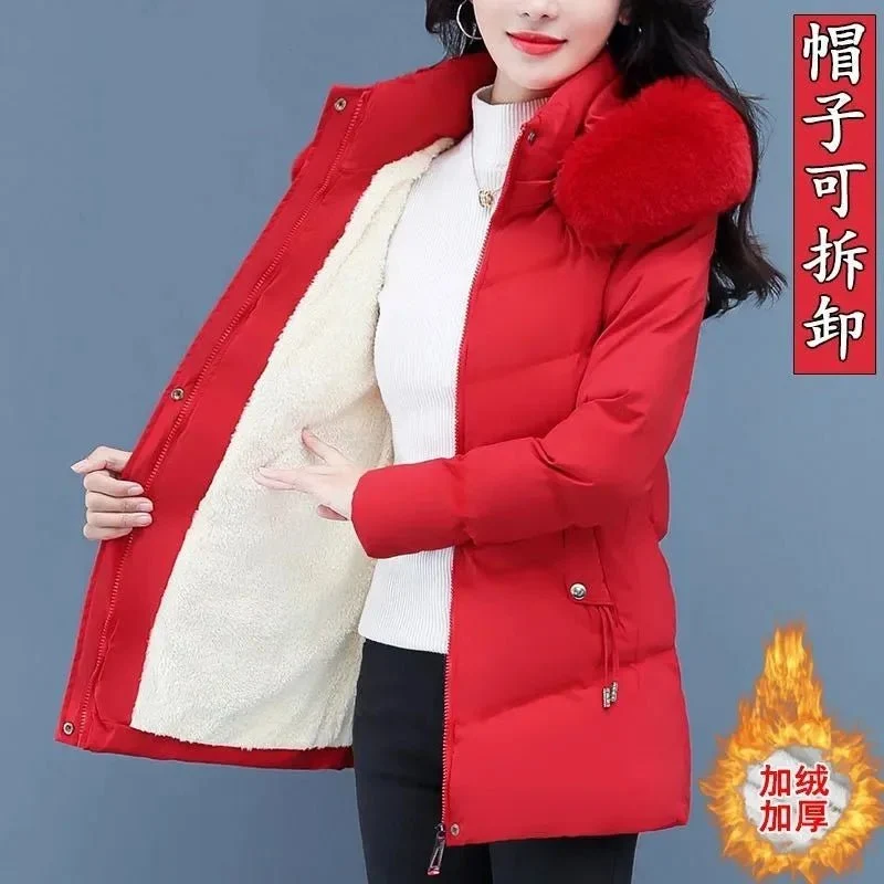 Lange winterjas met dons en fluwelen voering, plus size.