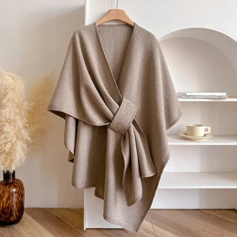 Luxe Poncho Dames – Polyester-Wolmix, Veelzijdig & Lichtgewicht Design