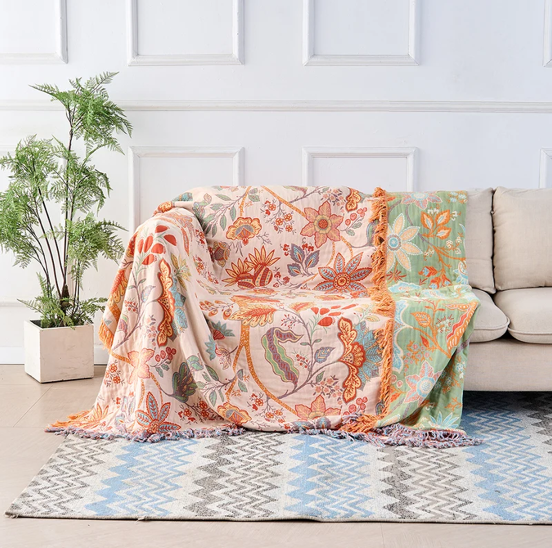 Bohemian-style floral blanket – ideal for sensitive skin