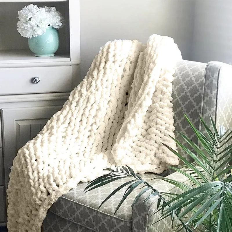 Soft Thick Woven Throw for Sofa and Bed